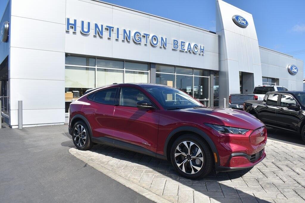 2025 Ford Mustang Mach-E Select RWD's photo