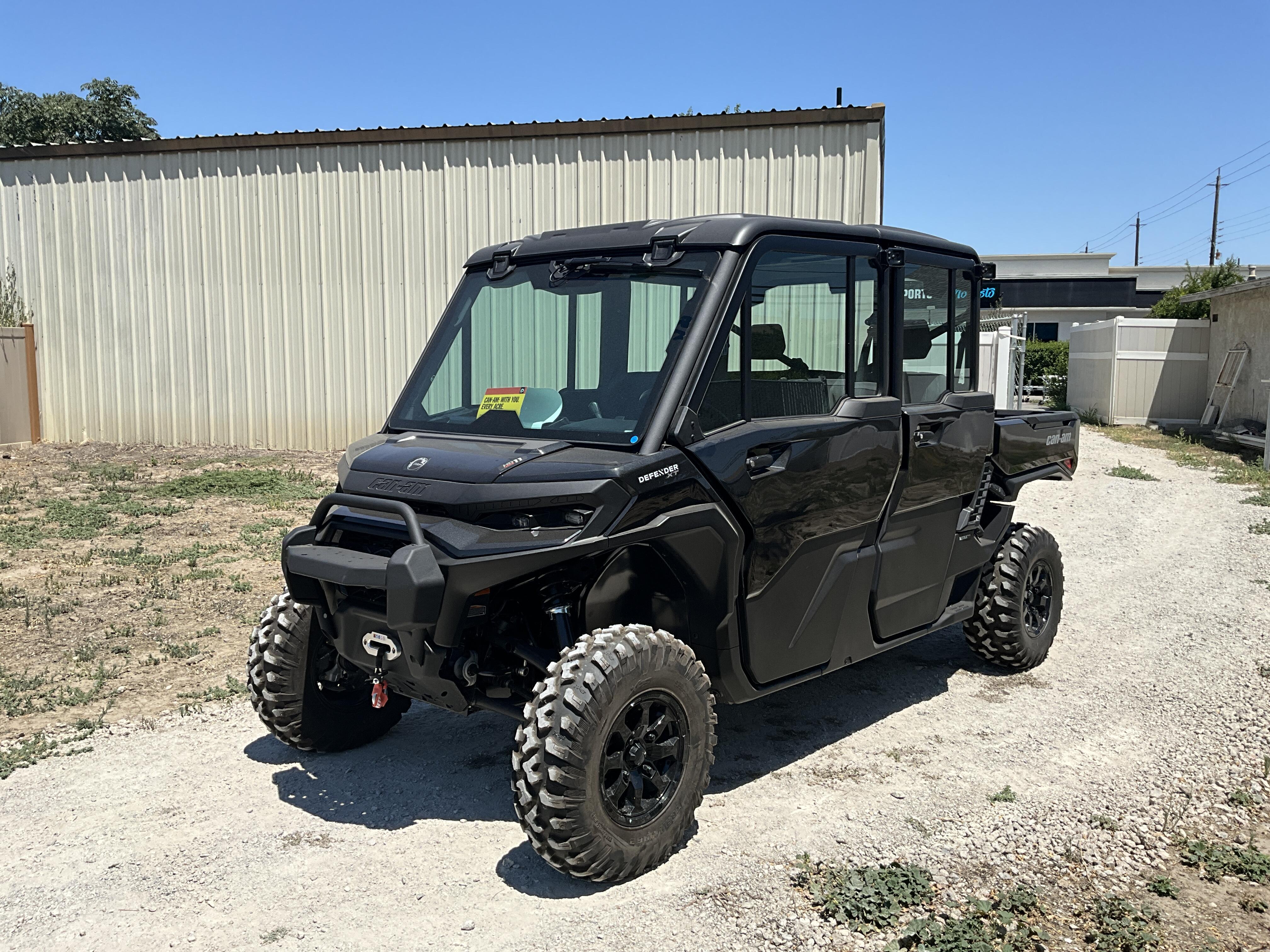2026 Can-Am DEFENDER MAX XT CAB 65 HD11