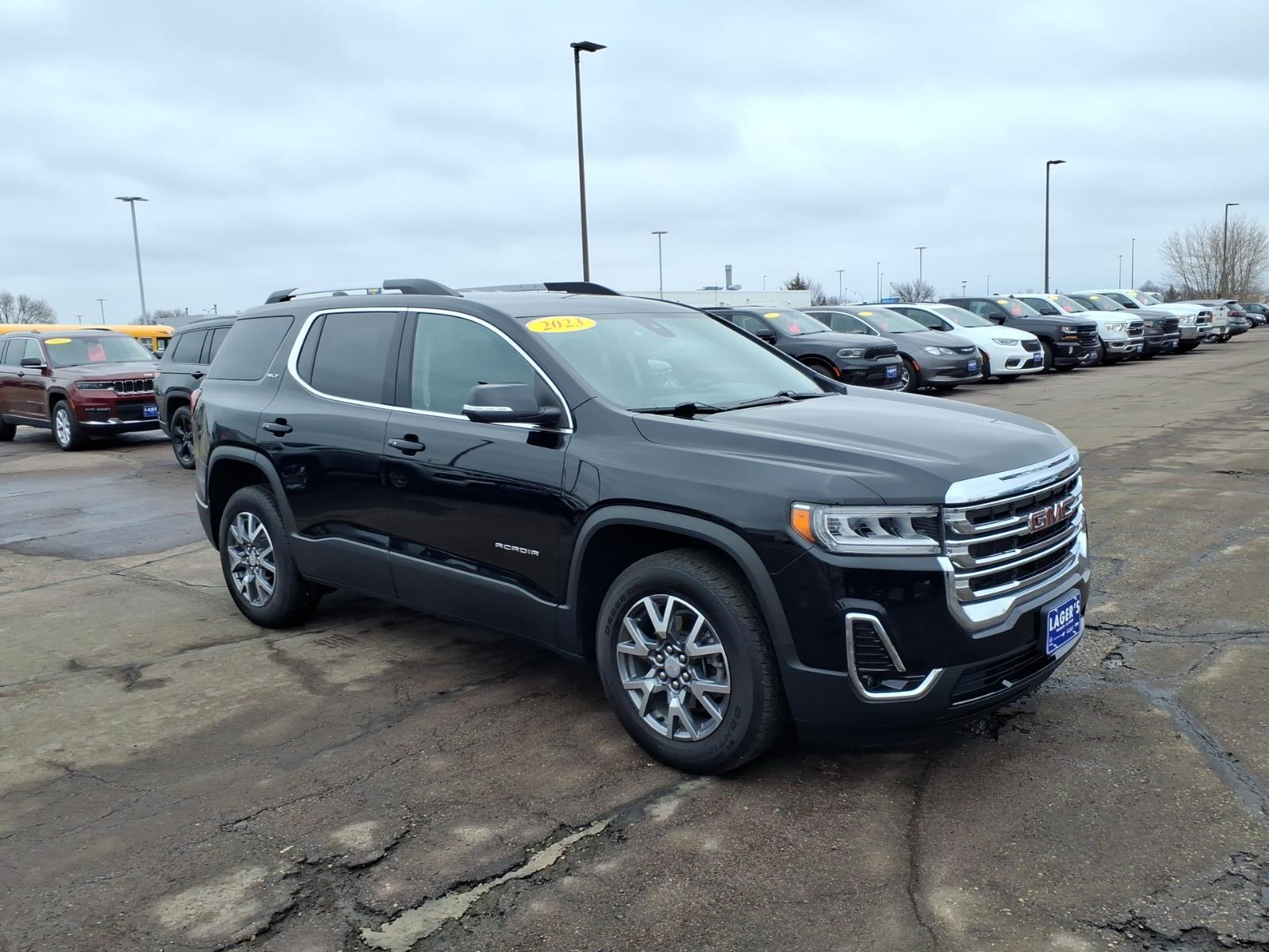 Used 2023 GMC Acadia SLT with VIN 1GKKNULSXPZ233067 for sale in Mankato, Minnesota