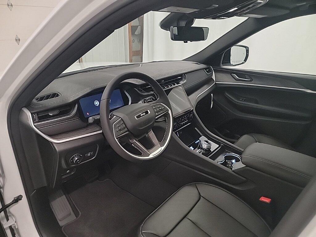 2025 Jeep Grand Cherokee L Limited - Photo 14
