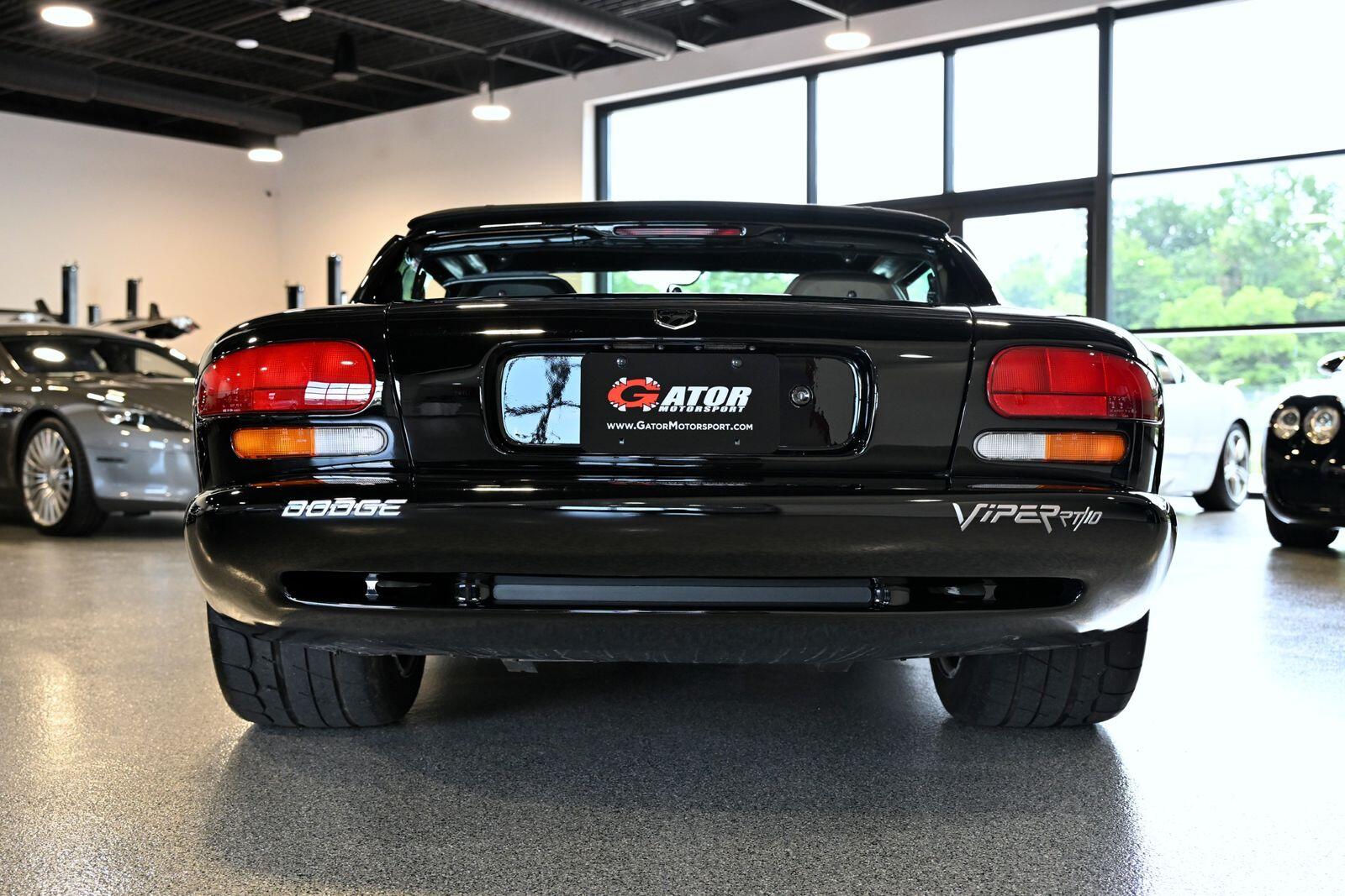 1994 Dodge Viper - Photo 8