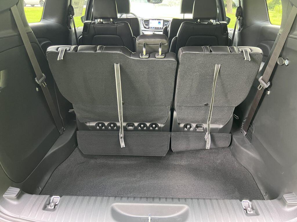 2026 Chrysler Pacifica Select - Photo 22