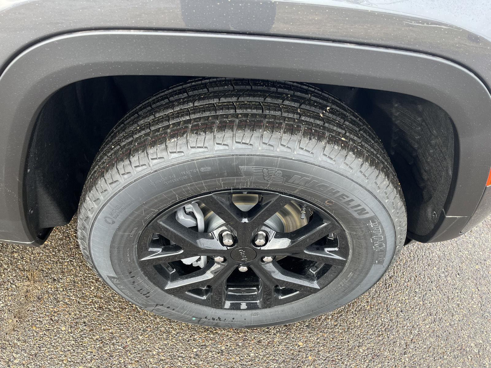 2026 Jeep Grand Cherokee Laredo - Photo 46