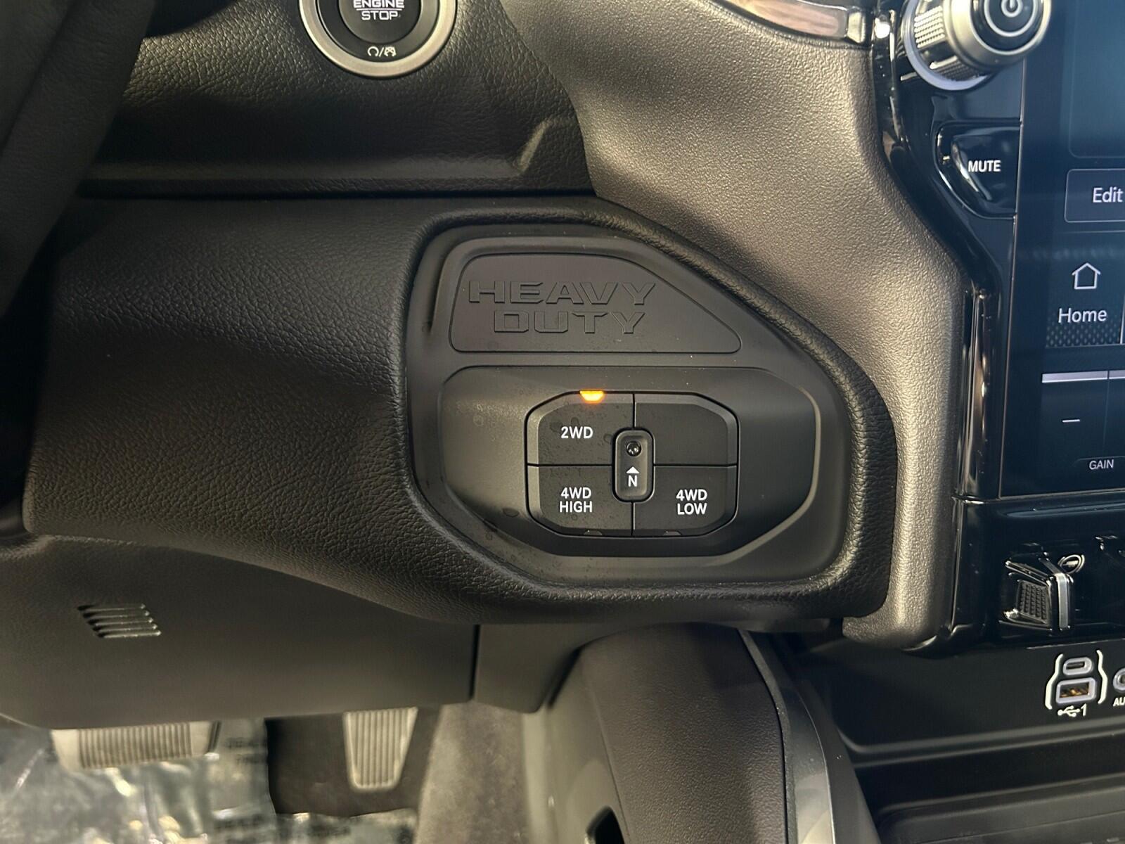 2026 RAM 2500 Laramie - Photo 24