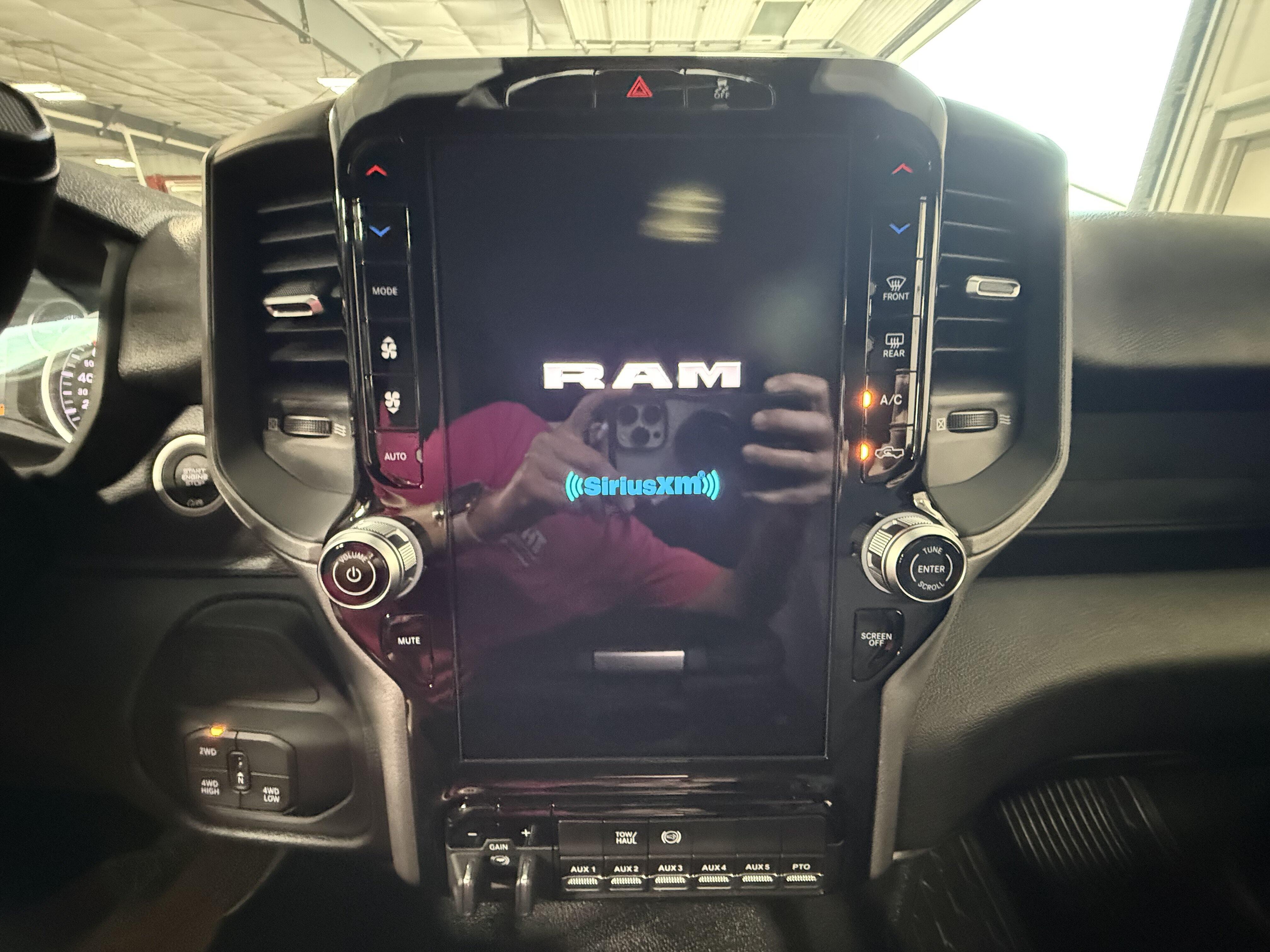 2026 RAM 3500 Chassis Tradesman - Photo 20