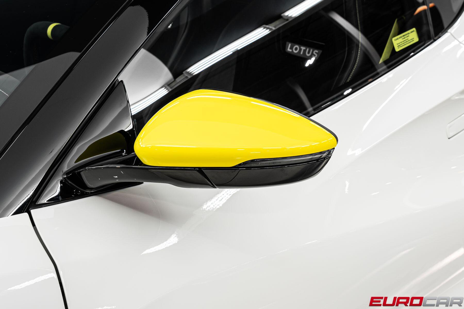 2026 Lotus Emira - Photo 14