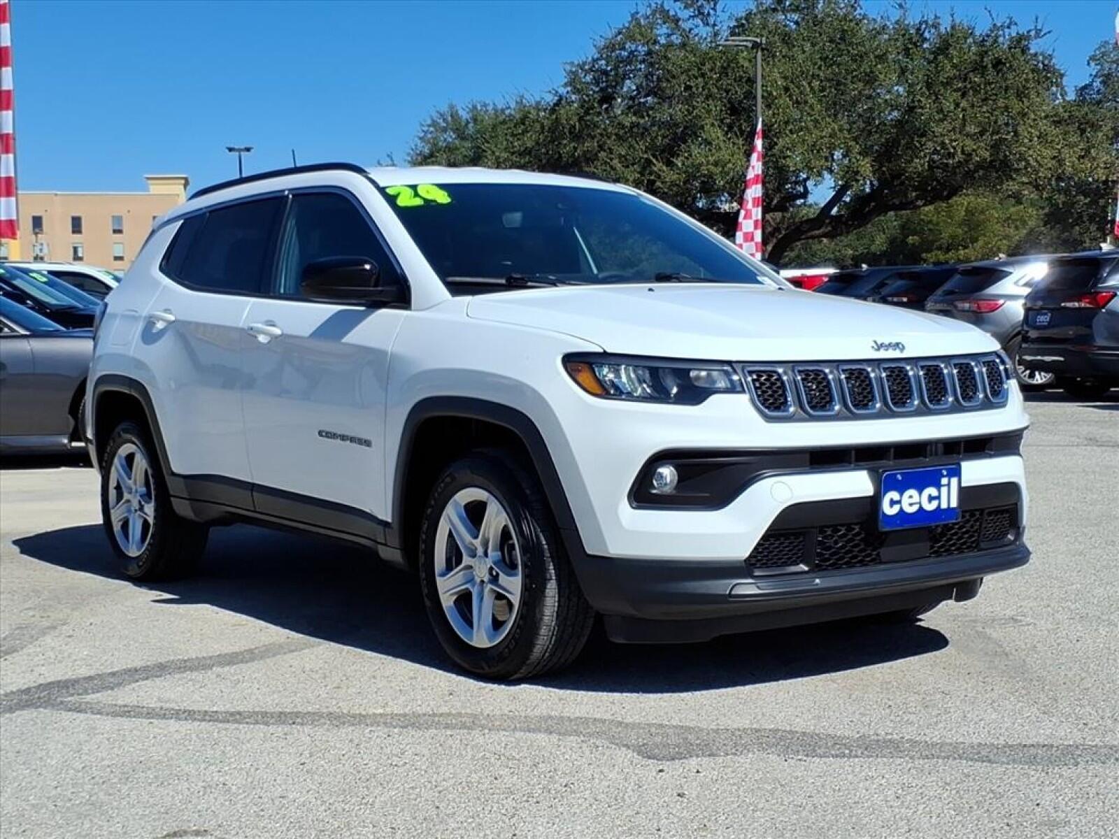 2024 Jeep Compass Latitude's photo