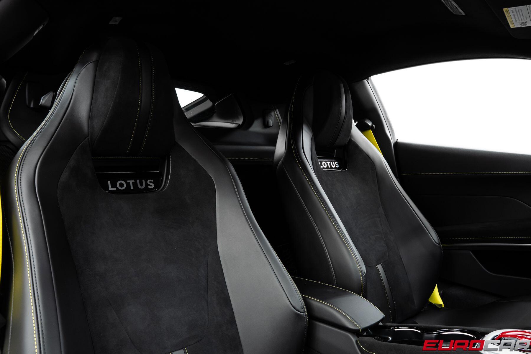 2026 Lotus Emira - Photo 39