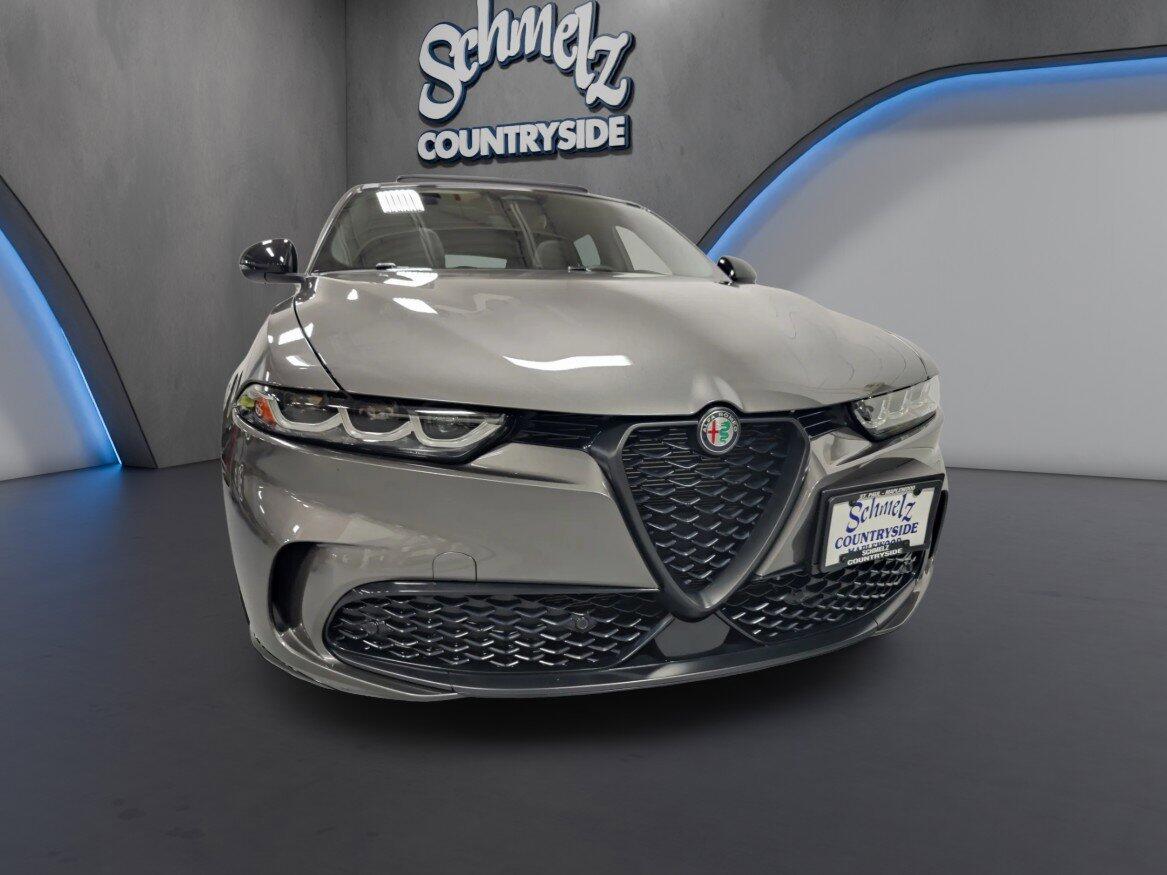 Used 2025 Alfa Romeo Tonale Base with VIN ZASNATAN5S3092064 for sale in Maplewood, Minnesota