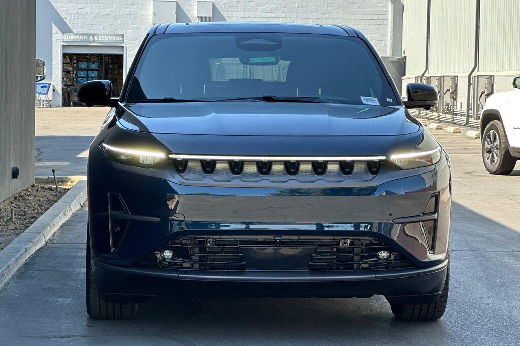 2025 Jeep Wagoneer S Limited - Photo 9
