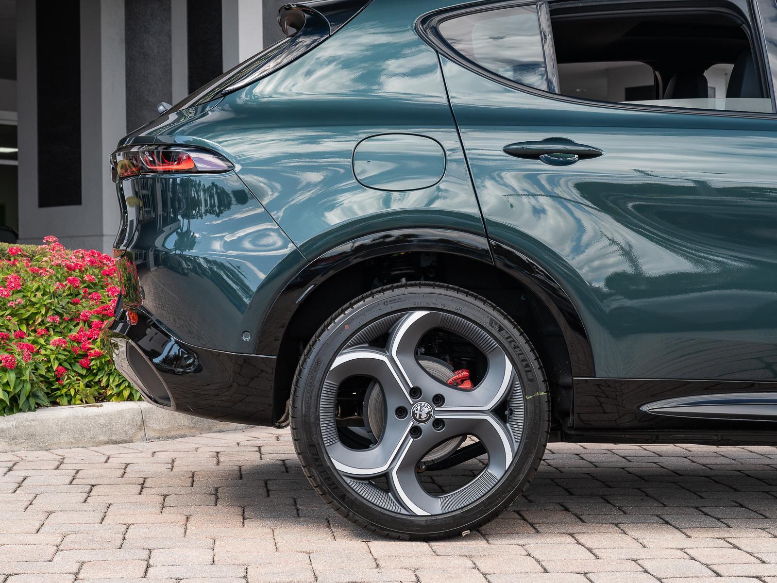 New 2026 Alfa Romeo Tonale Veloce Awd