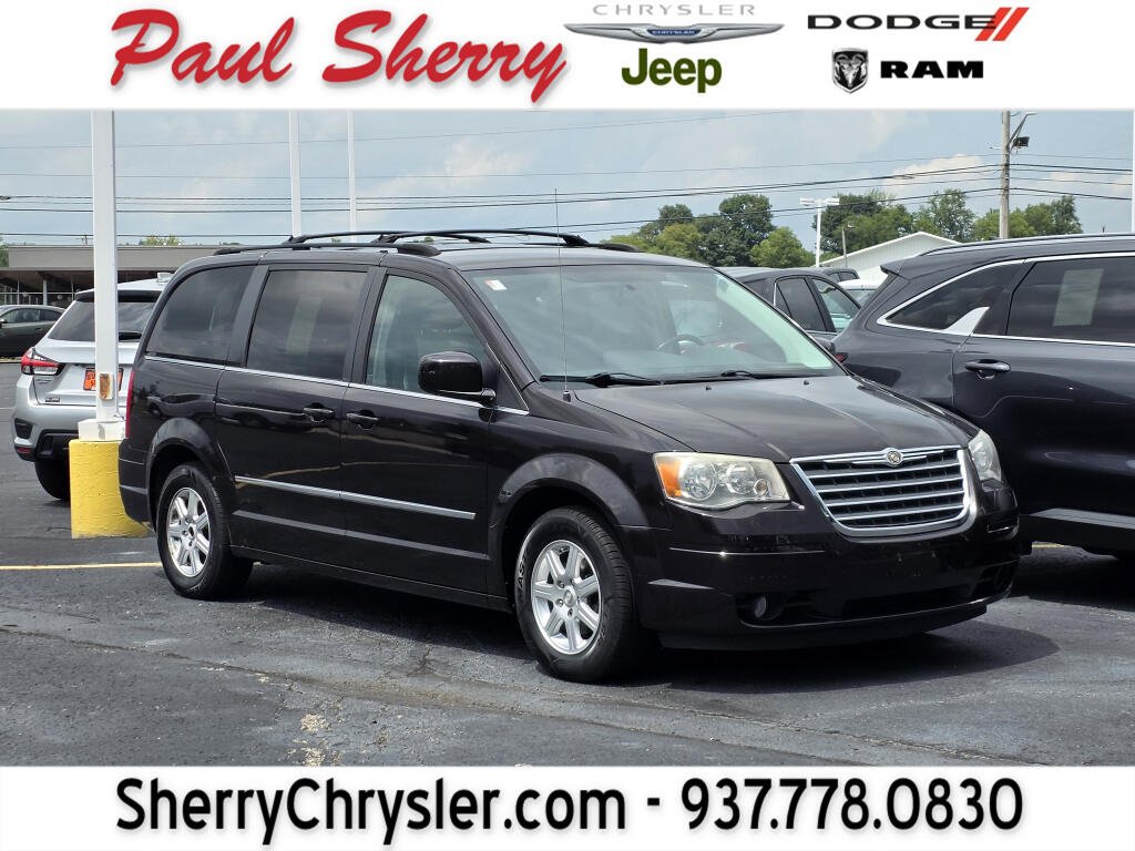 2010 Chrysler Town & Country Touring Plus