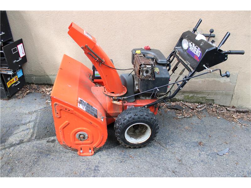 2000 ARIENS 924505