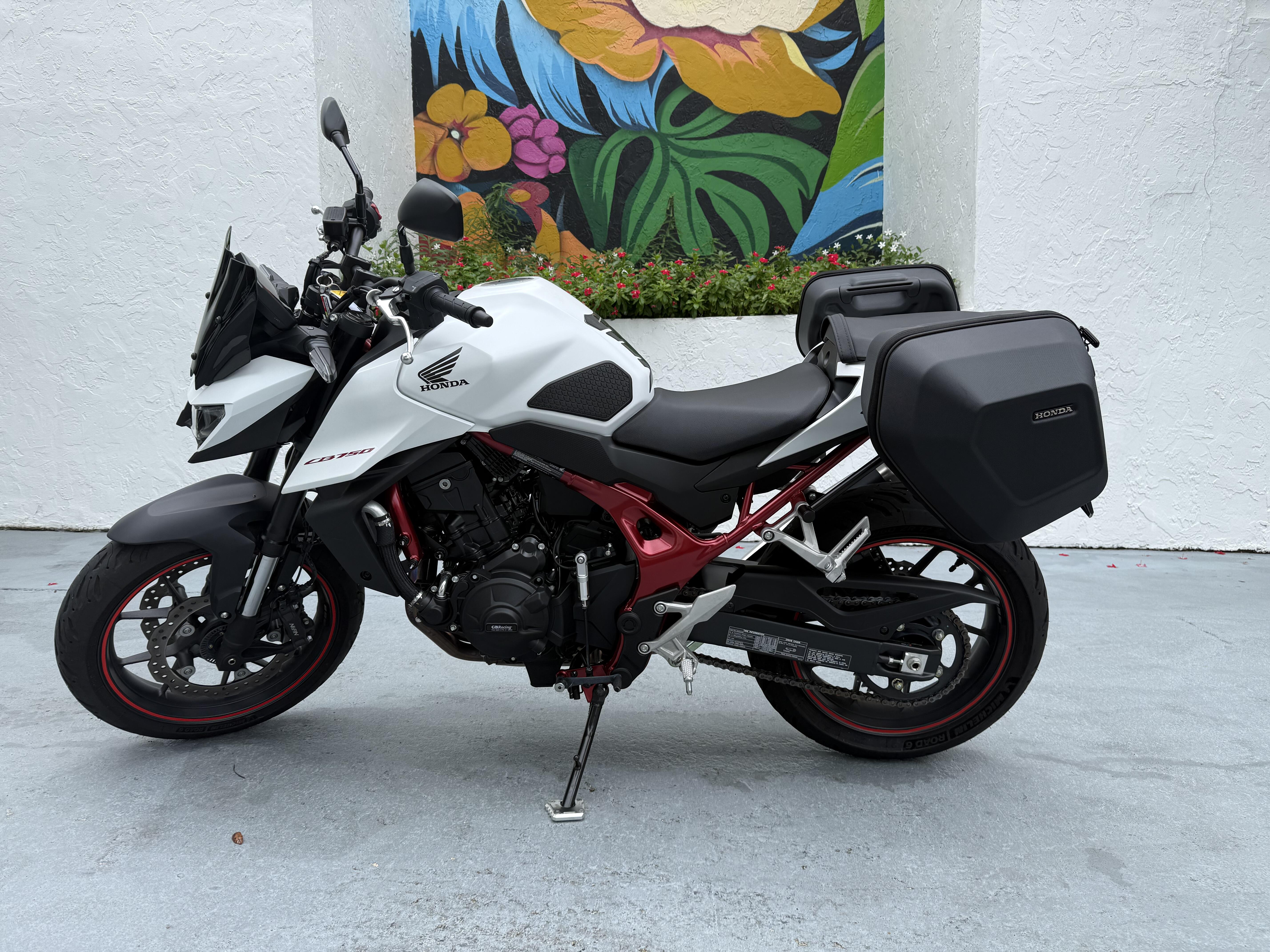 2025 Honda CB750 Hornet