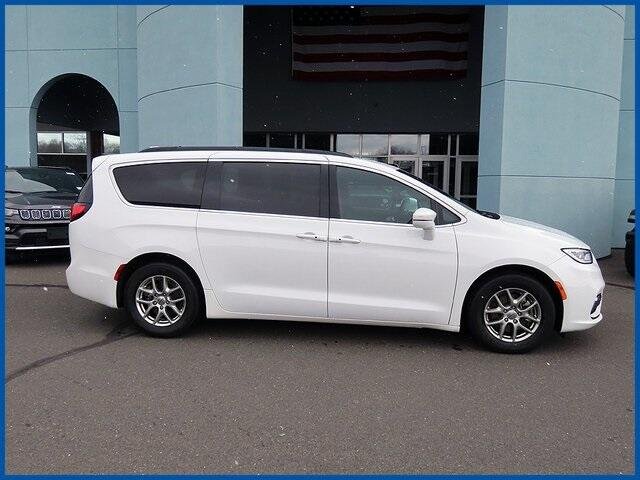 Certified 2022 Chrysler Pacifica Touring with VIN 2C4RC1FG2NR127225 for sale in New Britain, CT