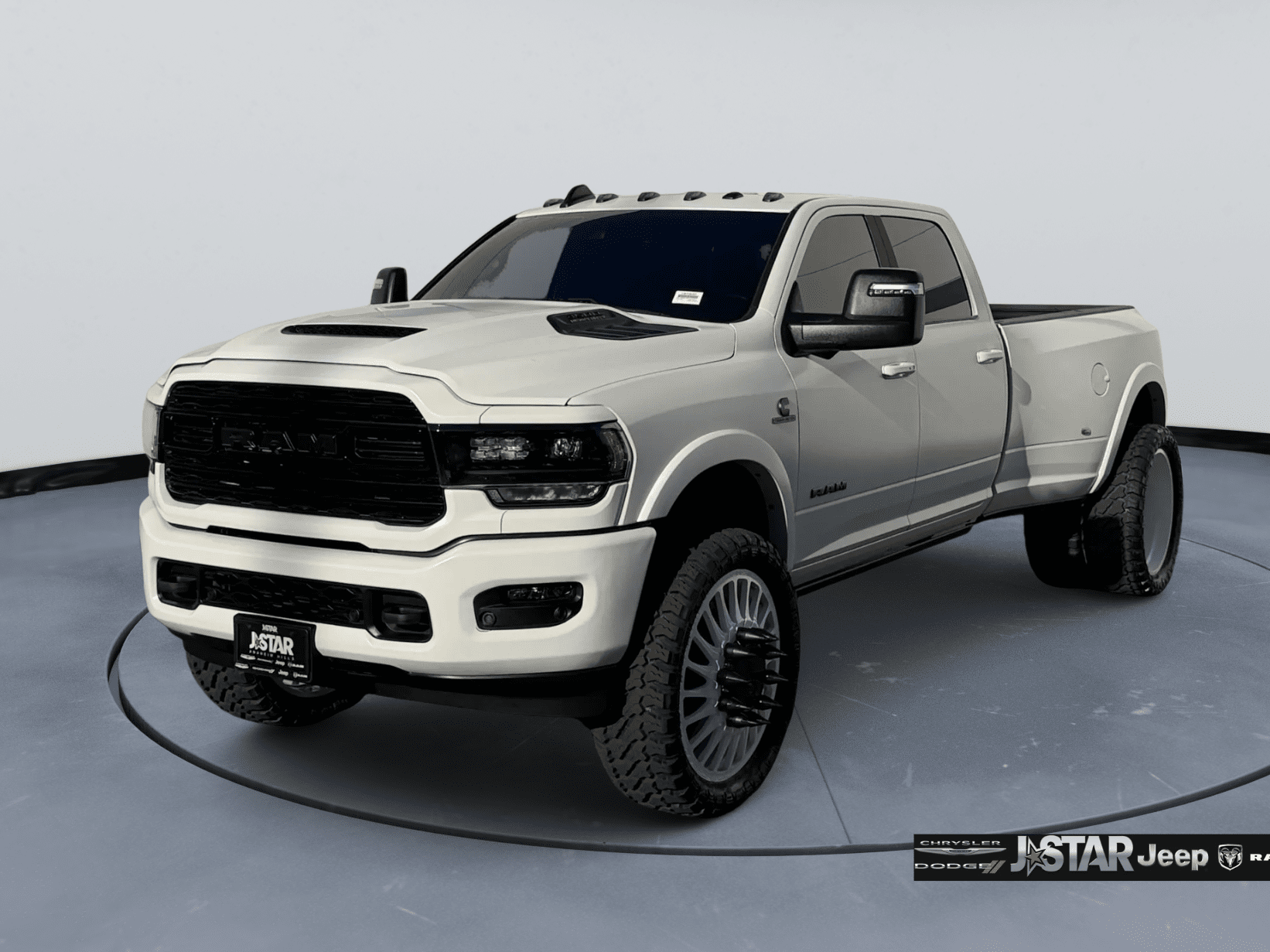 2024 RAM 3500 Limited's photo