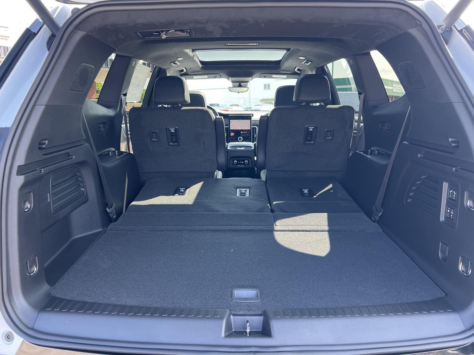 2026 GMC Acadia Denali Ultimate - Photo 57