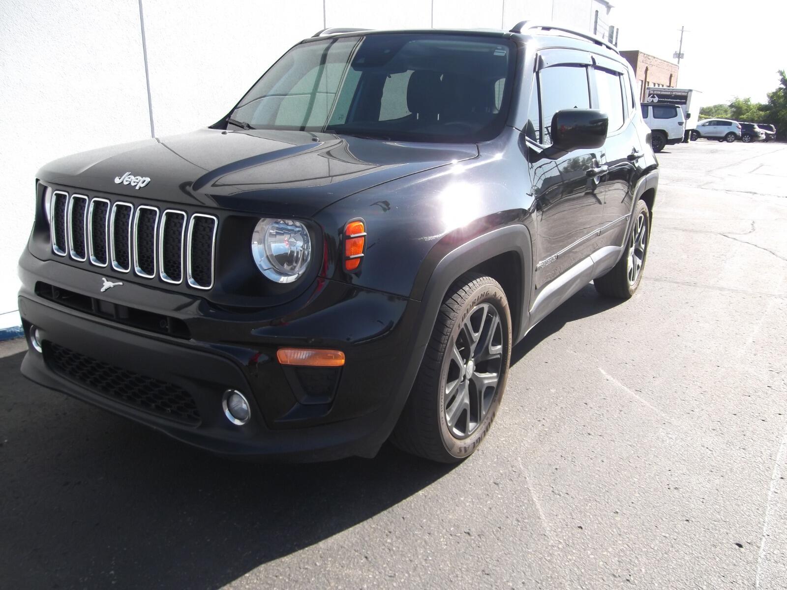 Used 2021 Jeep Renegade Latitude with VIN ZACNJCBB9MPM22347 for sale in Kansas City
