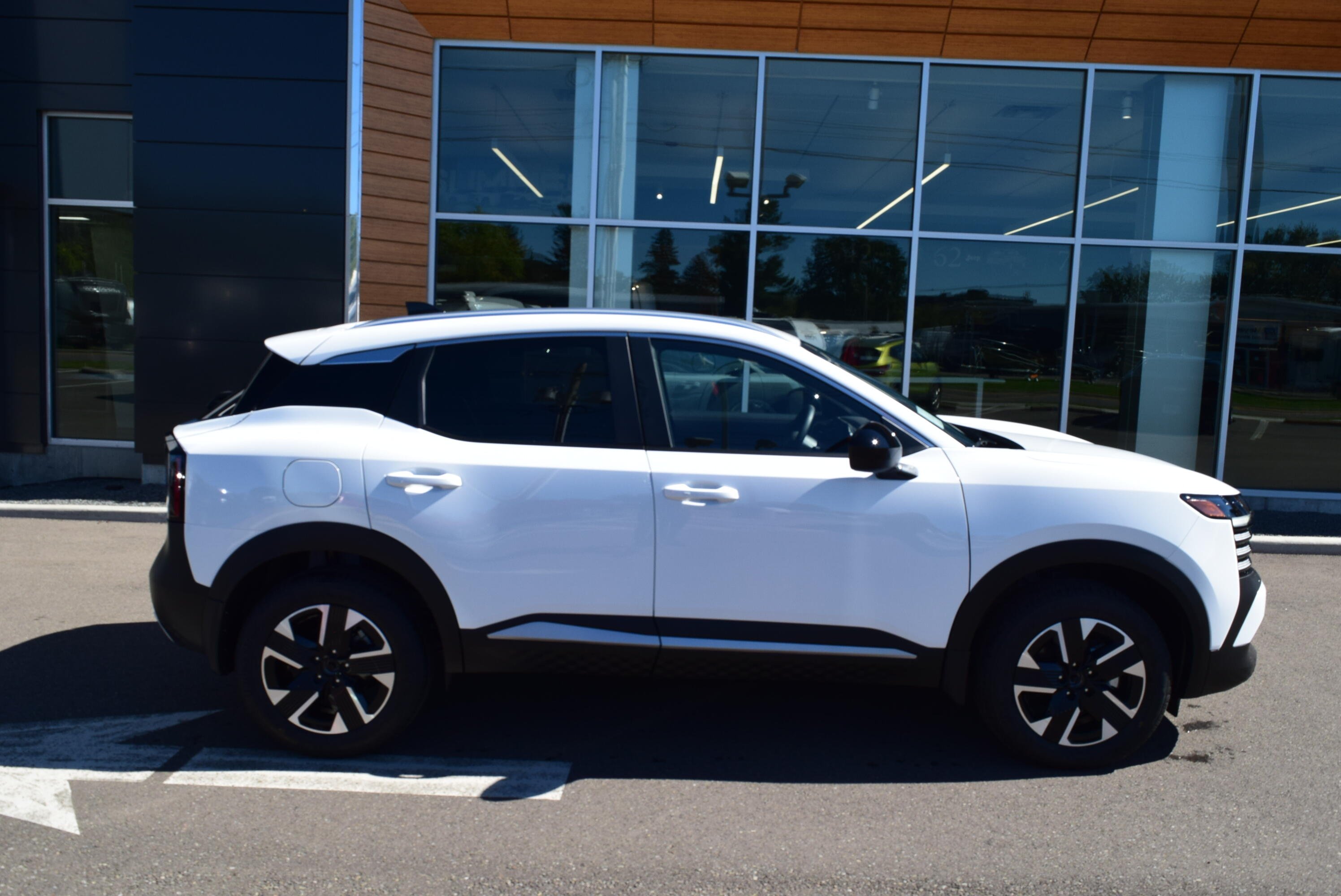 2027 Nissan Kicks Sv