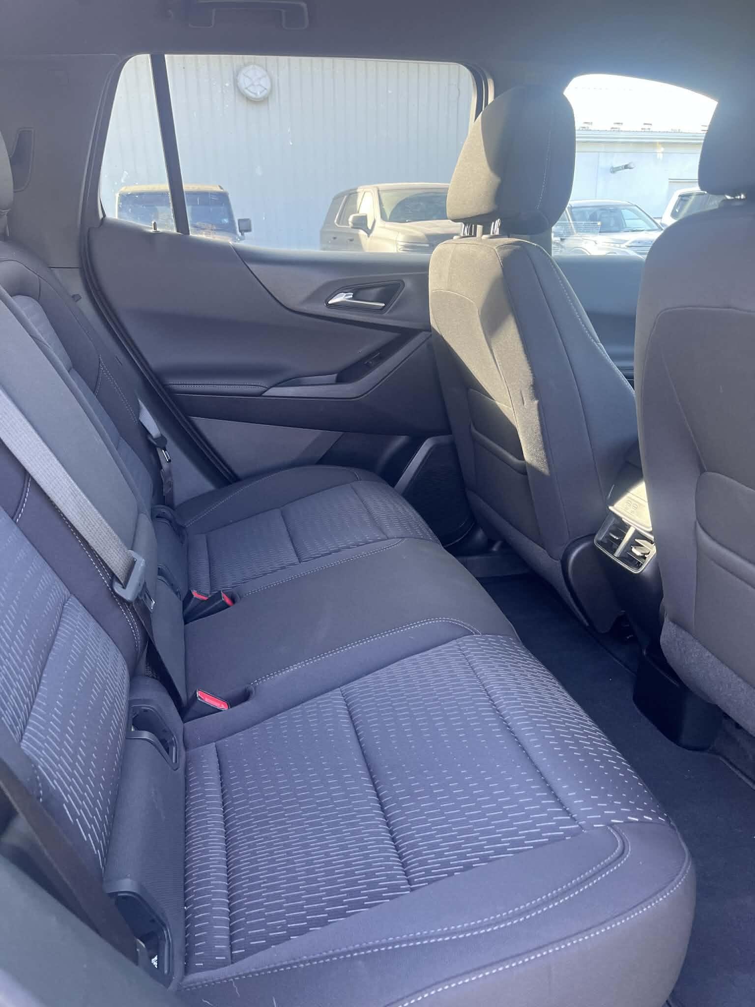 2025 Chevrolet Equinox LT - Photo 9