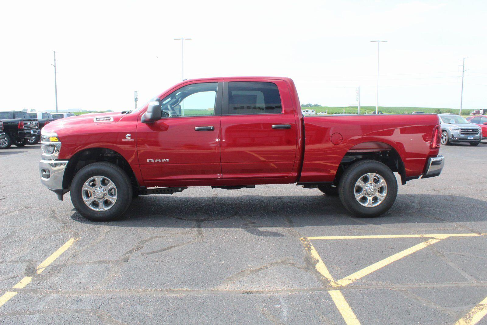 2025 RAM 2500 Big Horn - Photo 6