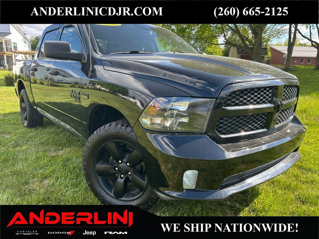 2020 RAM 1500 Classic Express Crew Cab 4x4 5'7's photo