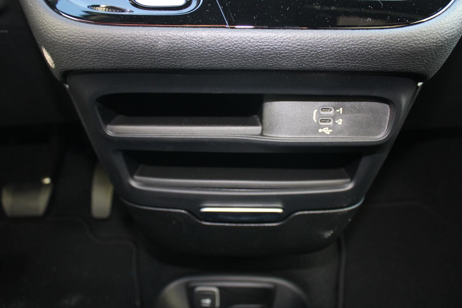 2026 Chrysler Pacifica Select - Photo 19