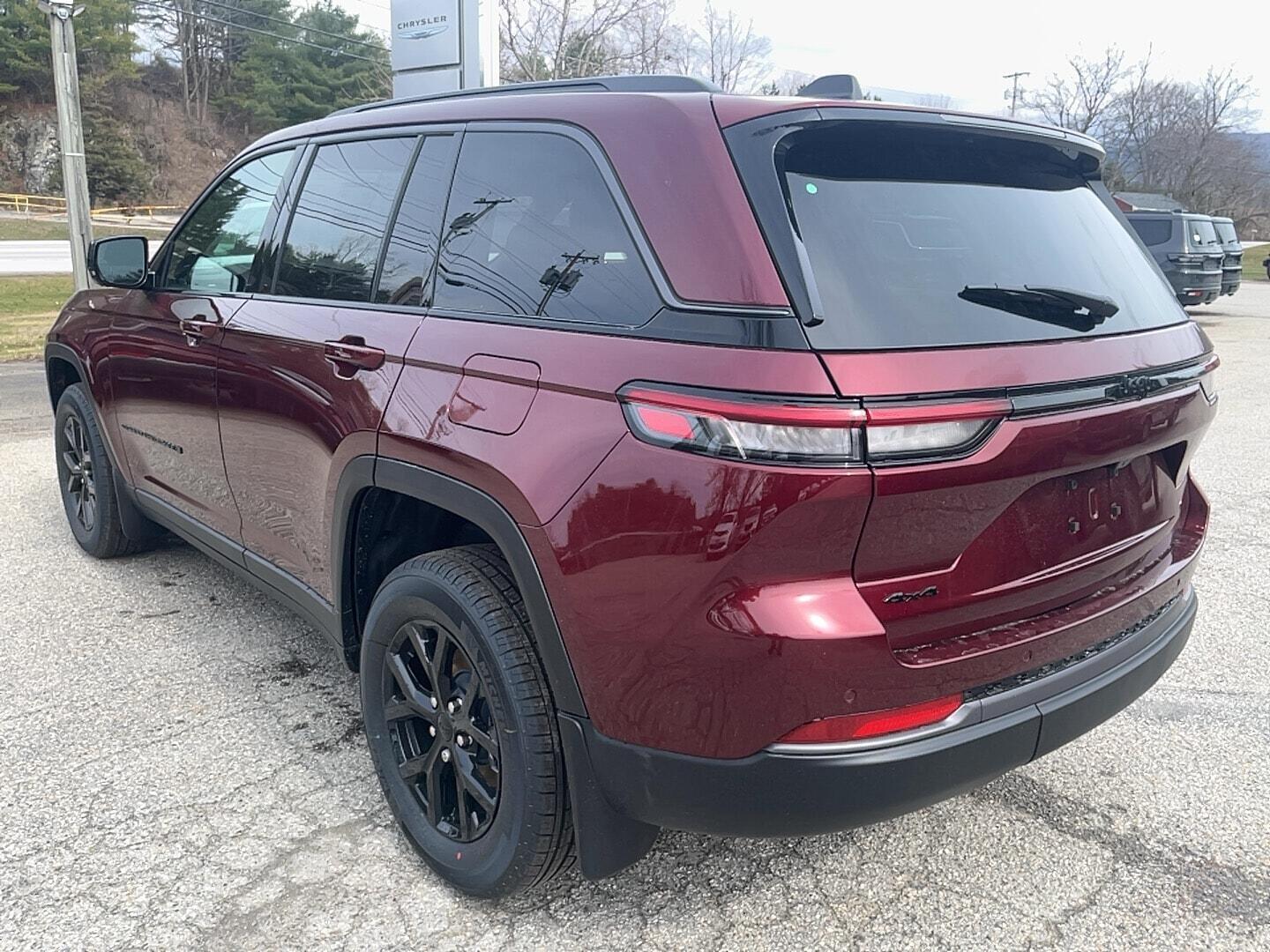 View vehicle photo 6