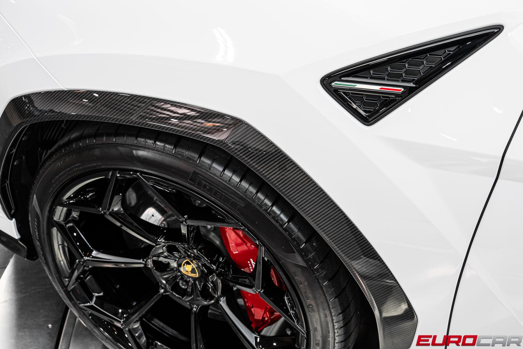 2024 Lamborghini Urus Performante *HUGE CARBON OPTIONS * PANORAMIC ROOF*Image 16