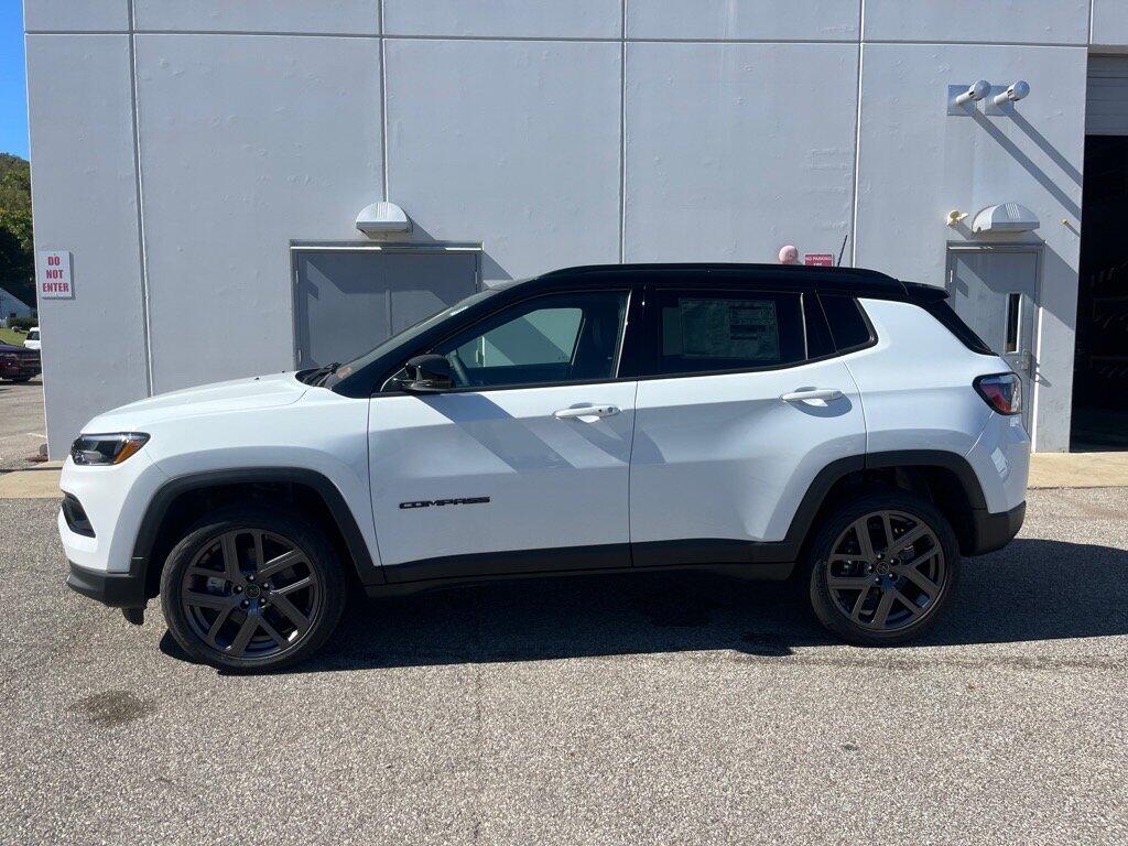 2026 Jeep Compass Limited Altitude's photo