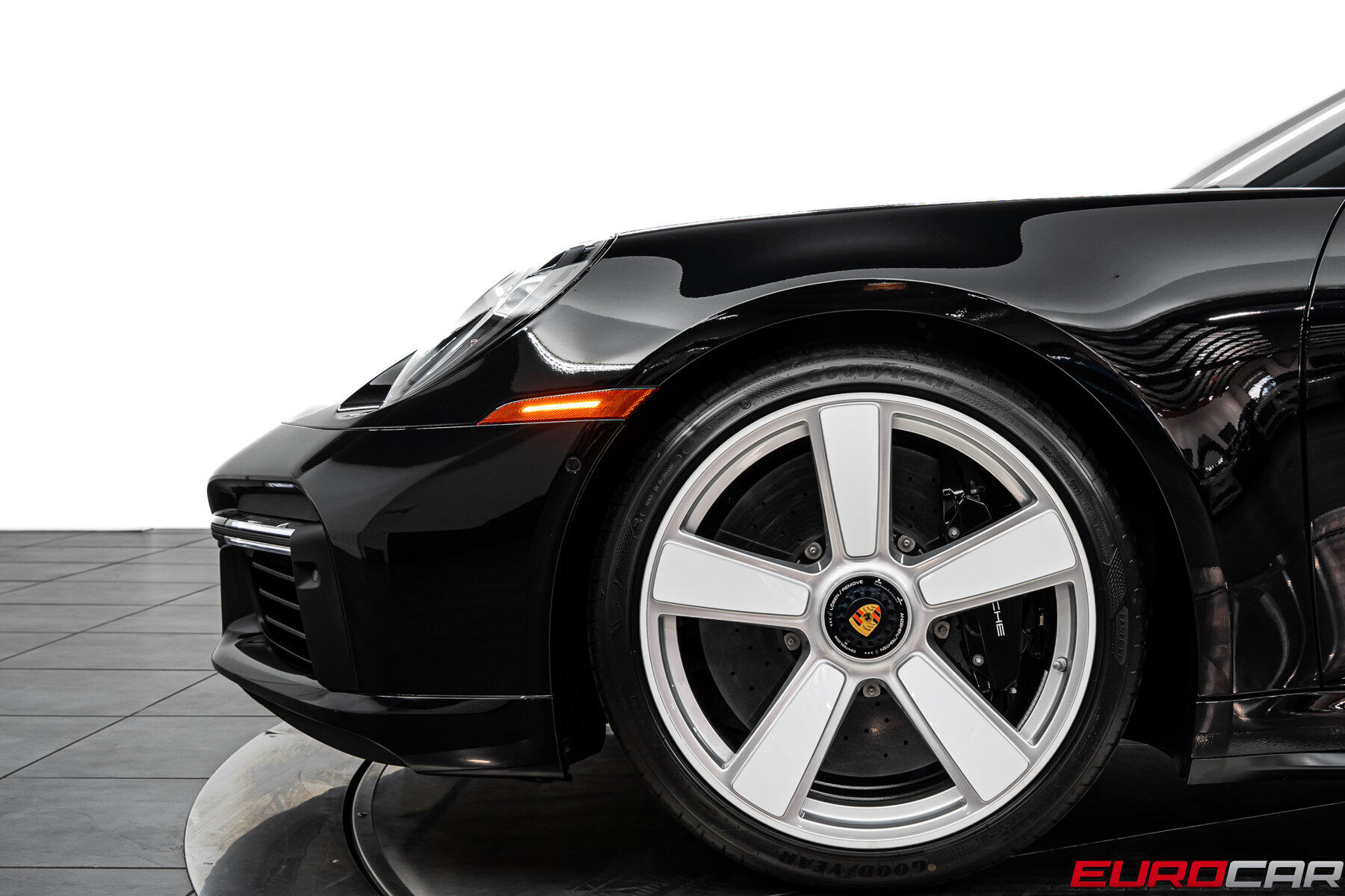 2025 Porsche 911 Turbo 50 Years *LIMITED PRODUCTION * 0655 OF 1974*Image 13