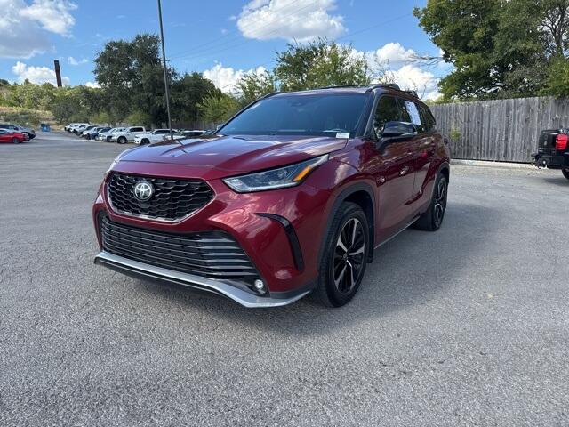 2021 Toyota Highlander XSE's photo