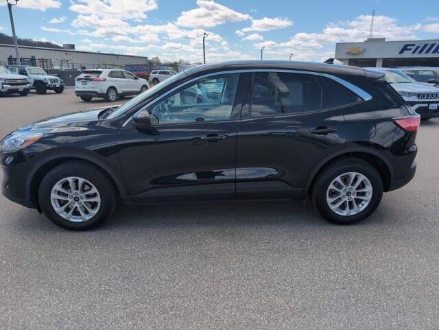 Used 2021 Ford Escape SE with VIN 1FMCU9G67MUB33350 for sale in Prairie Du Chien, WI