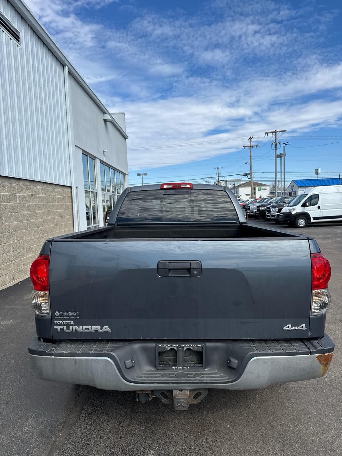 Used 2008 Toyota Tundra SR5 with VIN 5TBBV54158S492584 for sale in Wilmington, OH