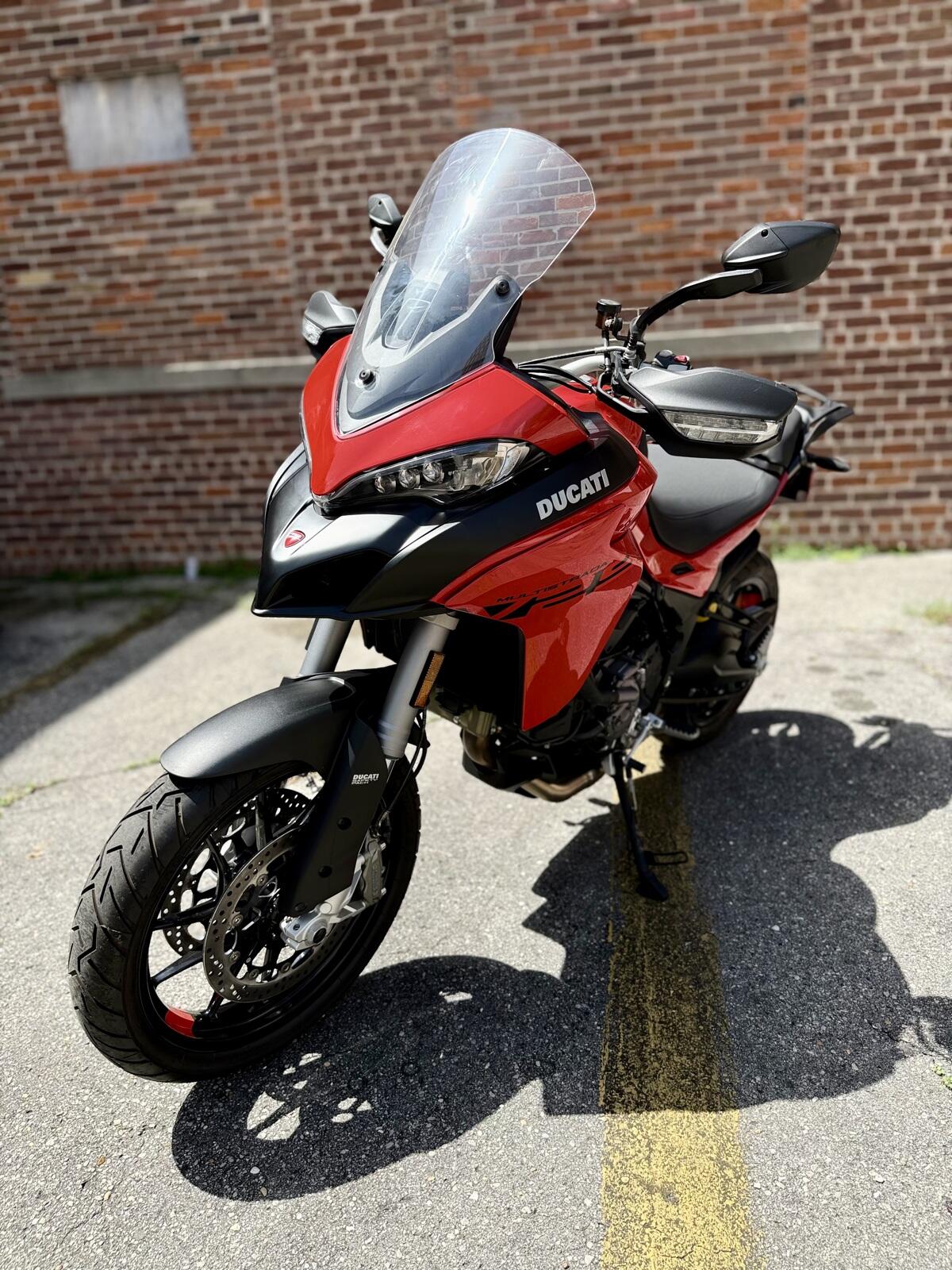 New 2023 Ducati MULTISTRADA V2S 