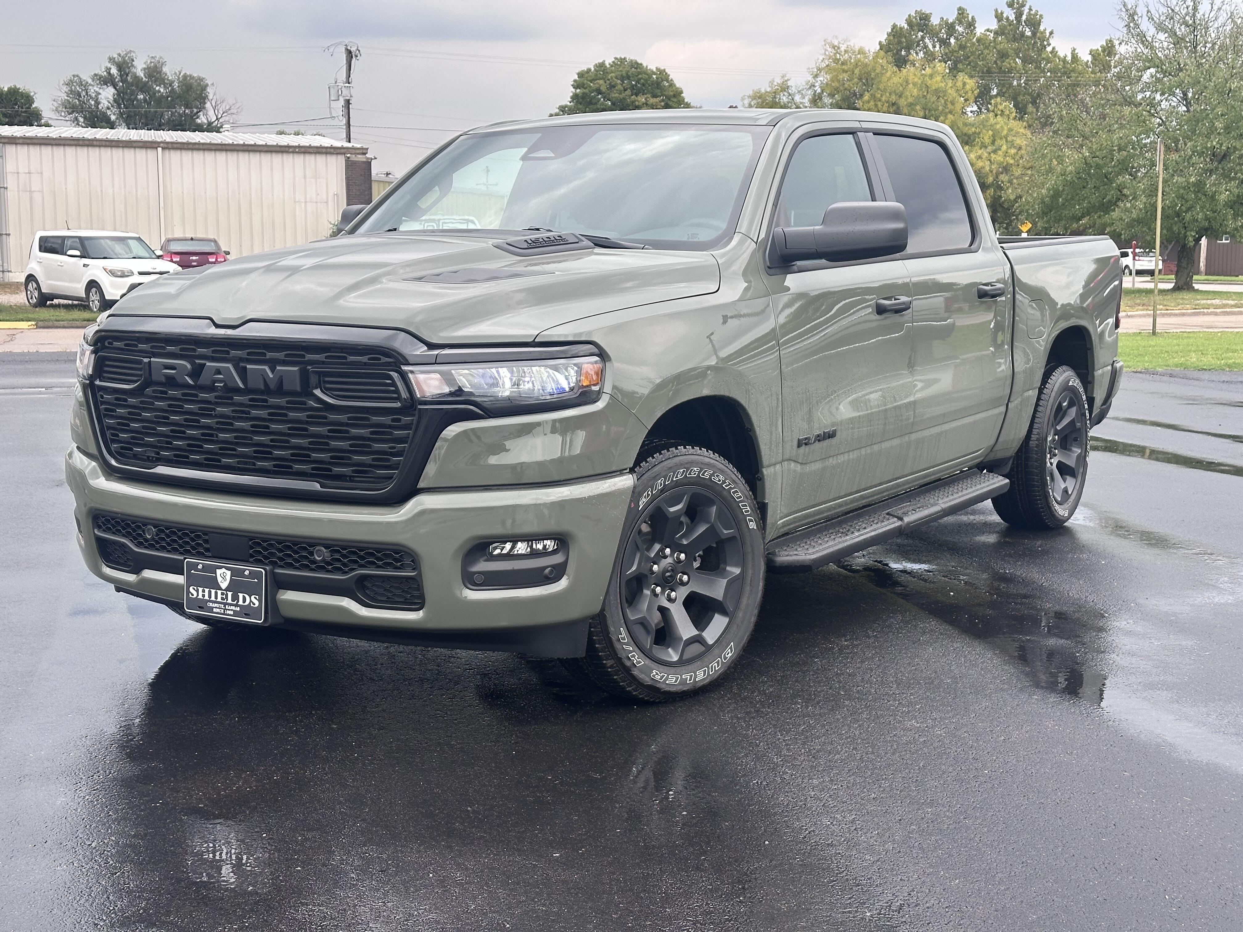 2026 RAM 1500 Black Express Tradesman