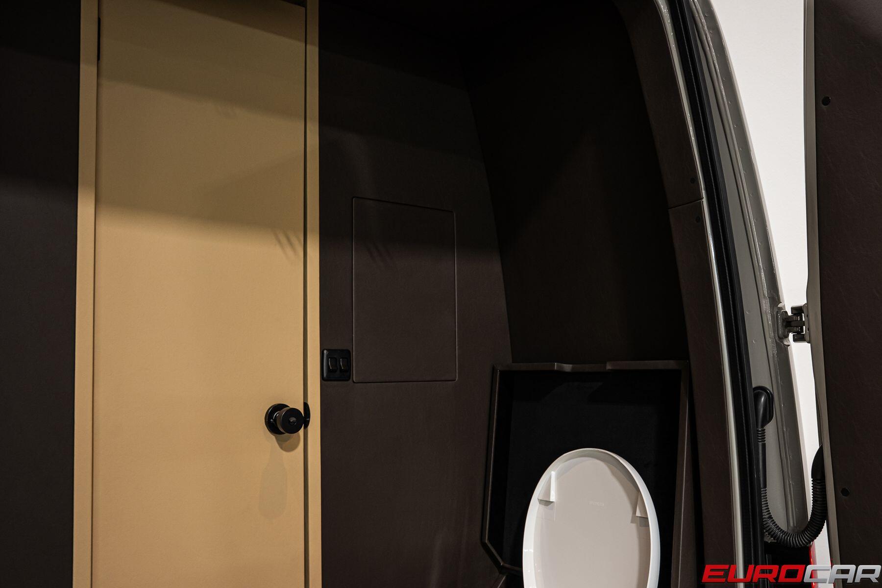 2025 Mercedes-Benz Sprinter 3500 Cargo 170 WB High Roof *KITCHENETTE*Image 18
