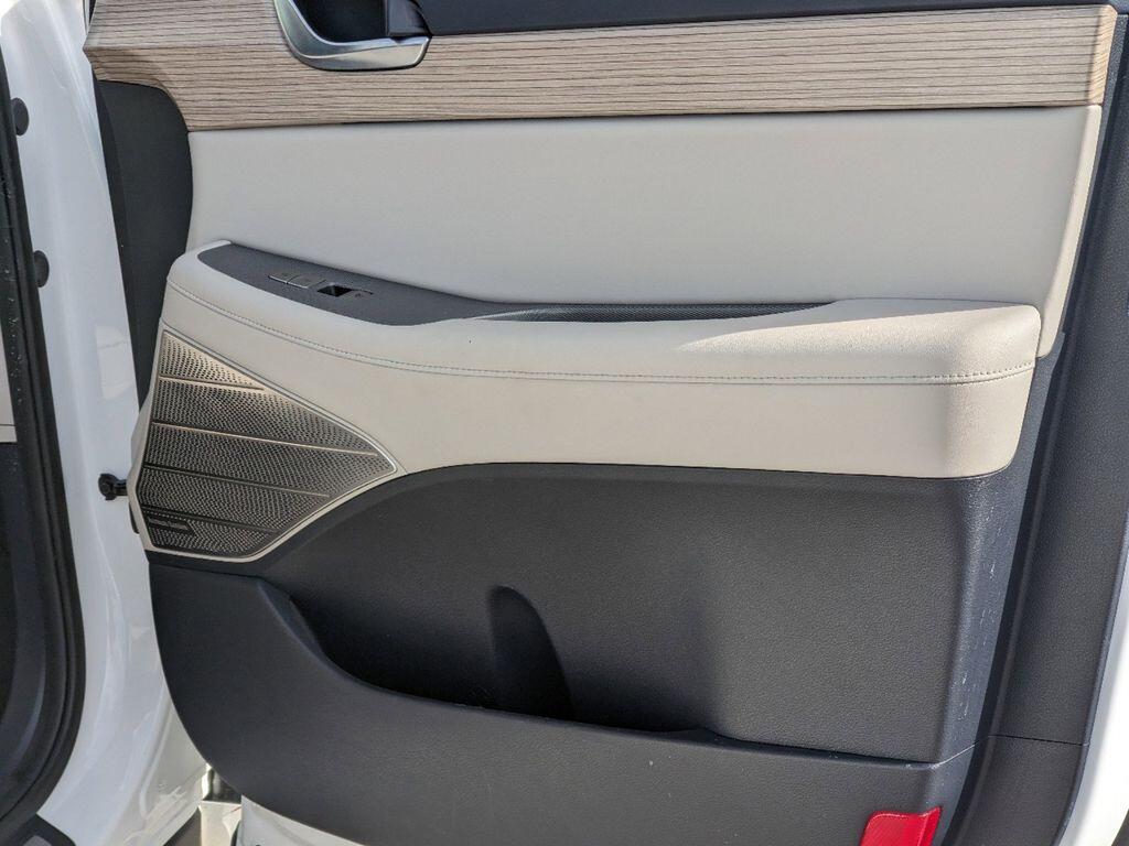 2022 Hyundai Palisade Limited - Photo 11