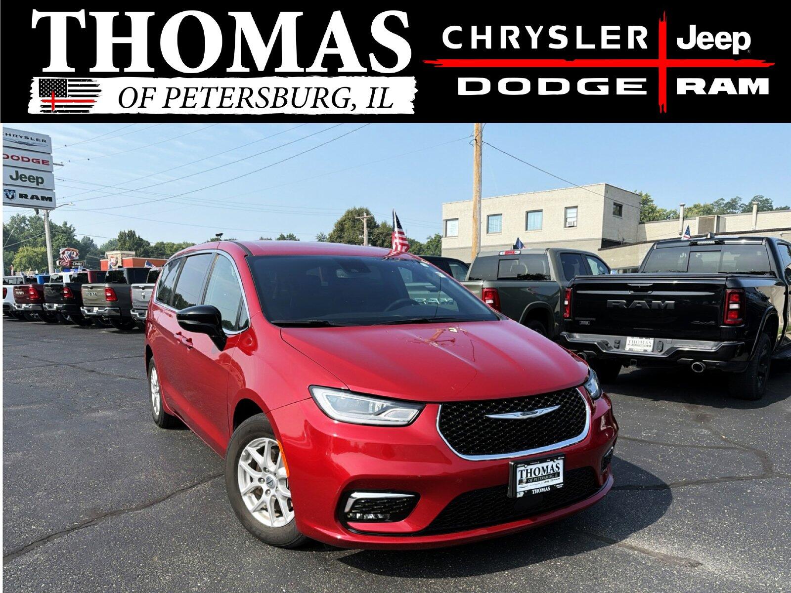 2025 Chrysler Pacifica Select