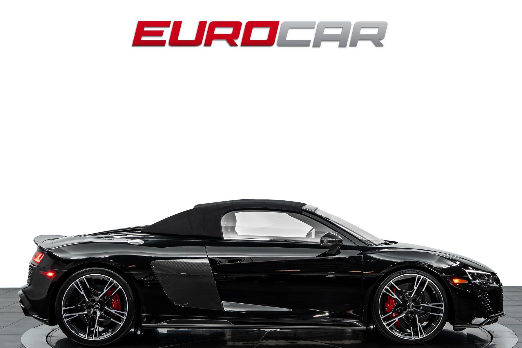 2023 Audi R8 Spyder V10 Performance quattro *HUGE CARBON OPTIONS*Image 7