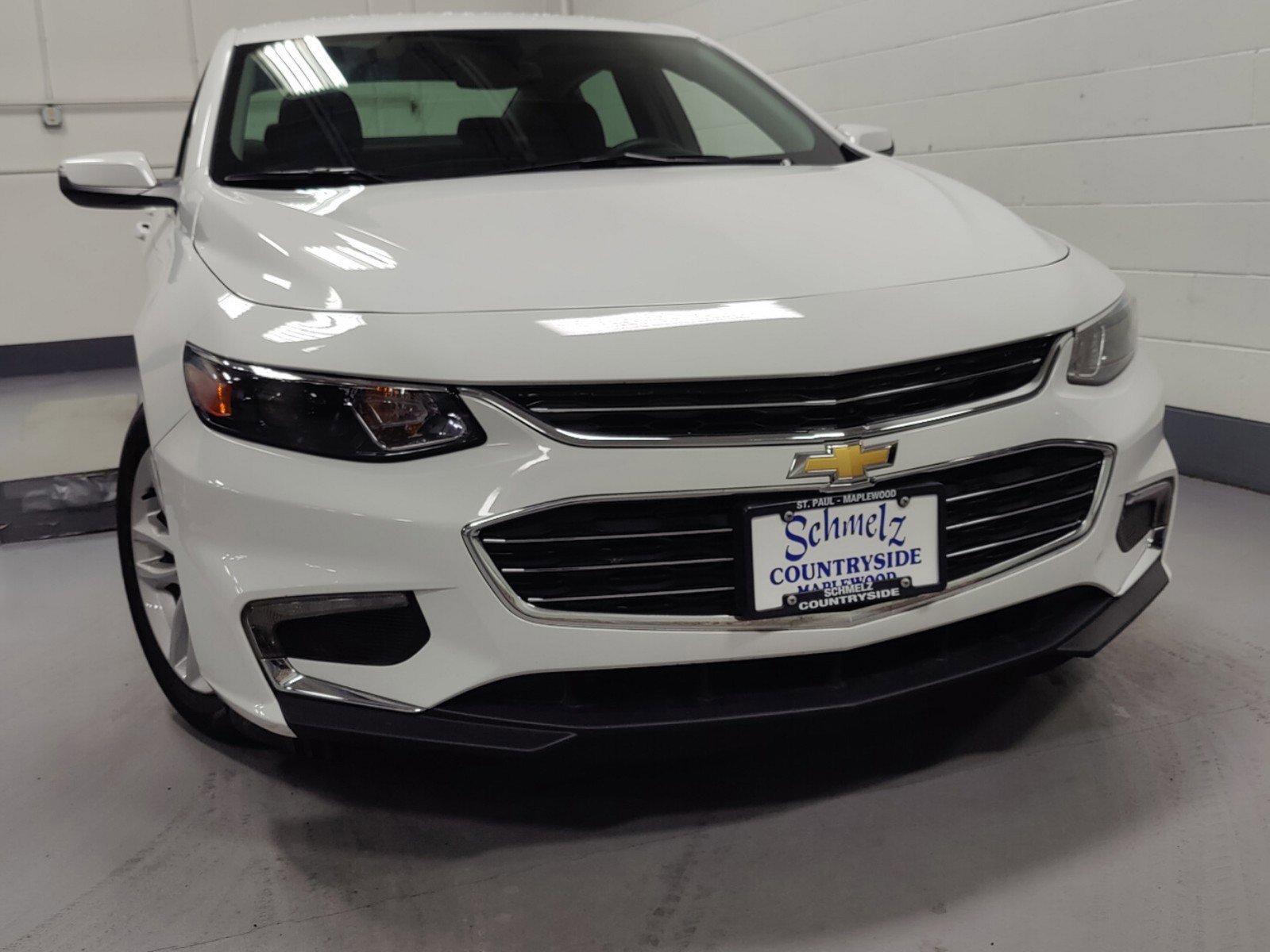 Used 2017 Chevrolet Malibu 1LT with VIN 1G1ZE5ST0HF221161 for sale in Maplewood, Minnesota