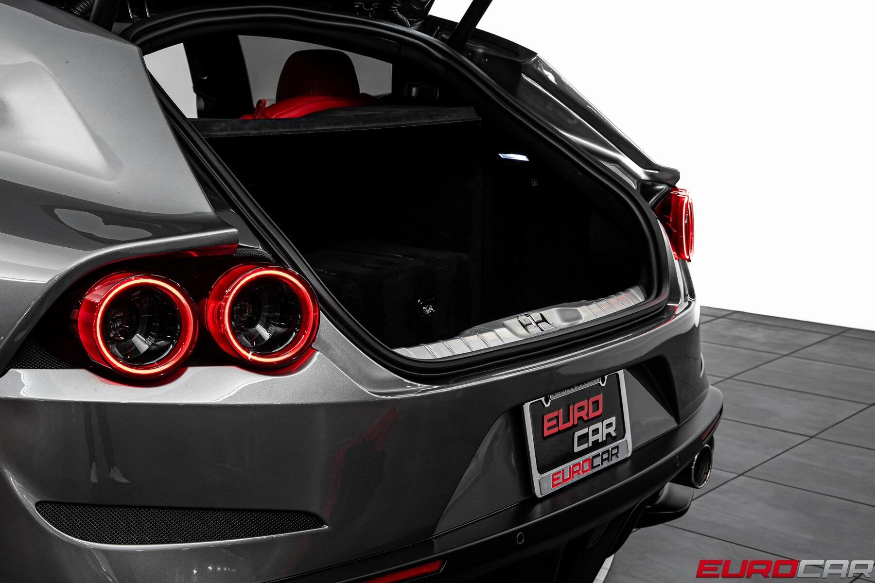 2020 Ferrari GTC4Lusso V12 *PASSENGER DISPLAY * CARBON STEERING WHEEL*Image 17