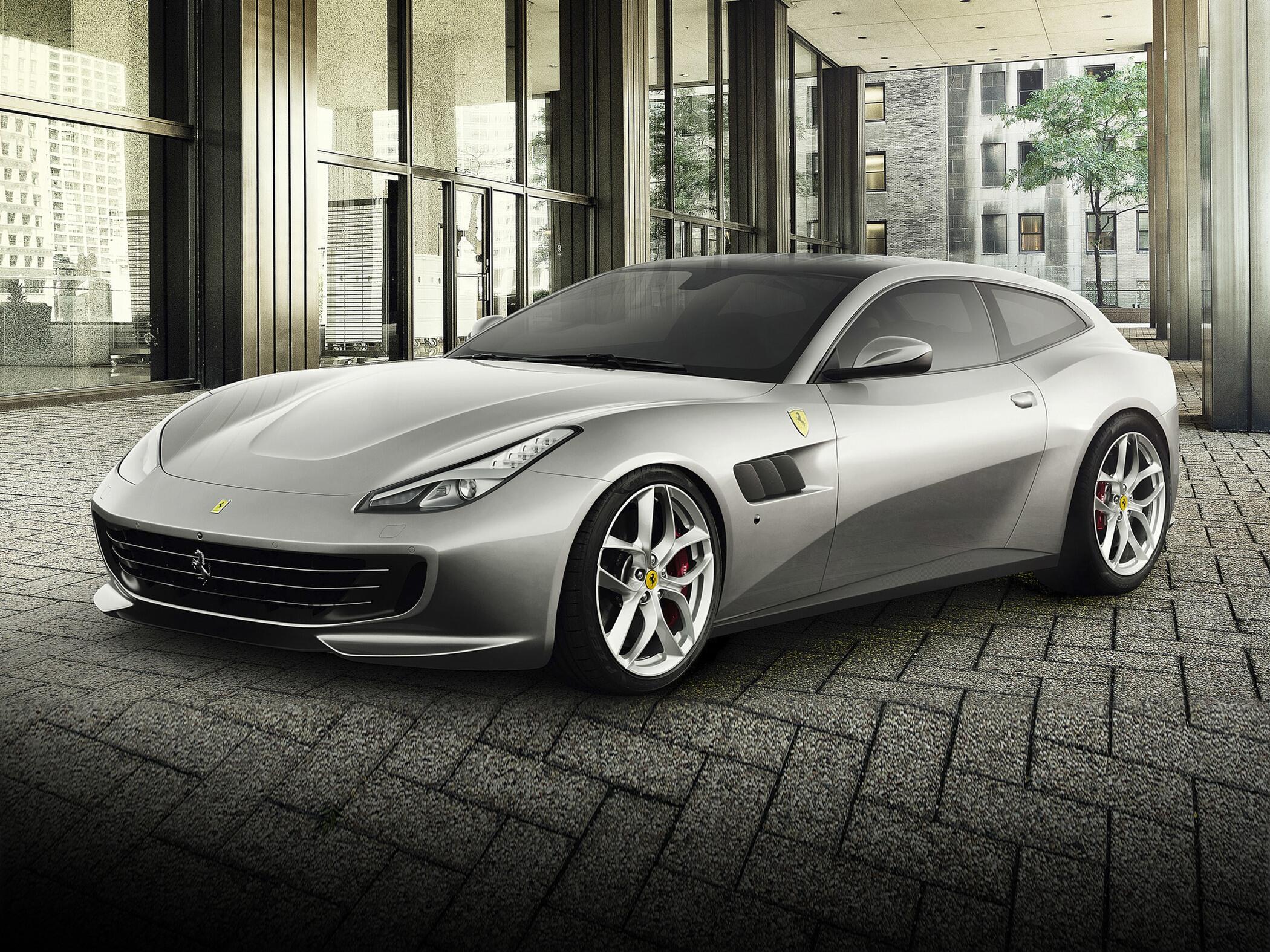 2018 Ferrari GTC4Lusso T