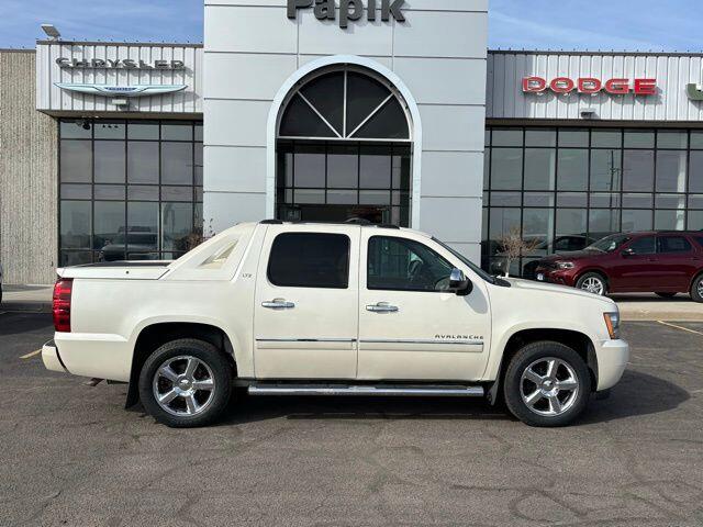 Used 2012 Chevrolet Avalanche LTZ with VIN 3GNTKGE74CG138251 for sale in Luverne, Minnesota