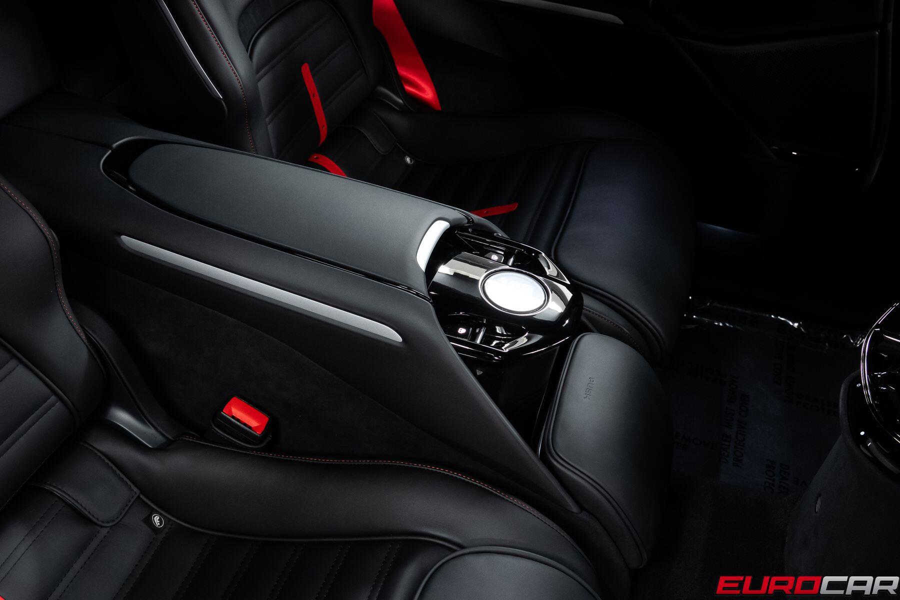 2025 Ferrari Purosangue *HUGE CARBON EXTERIOR OPTIONS * PANORAMIC SUNROOF*Image 47