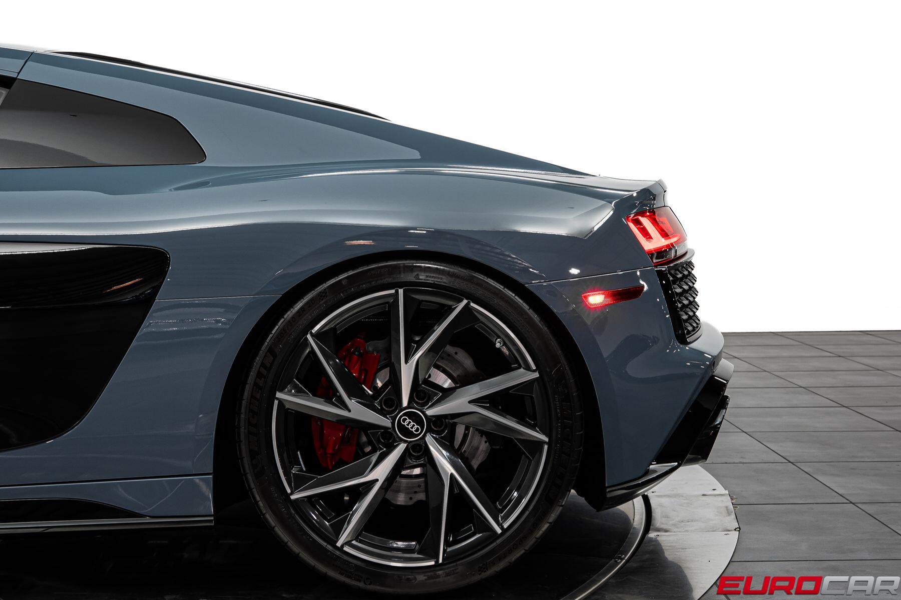 2022 Audi R8 V10 PERFORMANCE RWD * CARBON INTERIOR TRIM*Image 15
