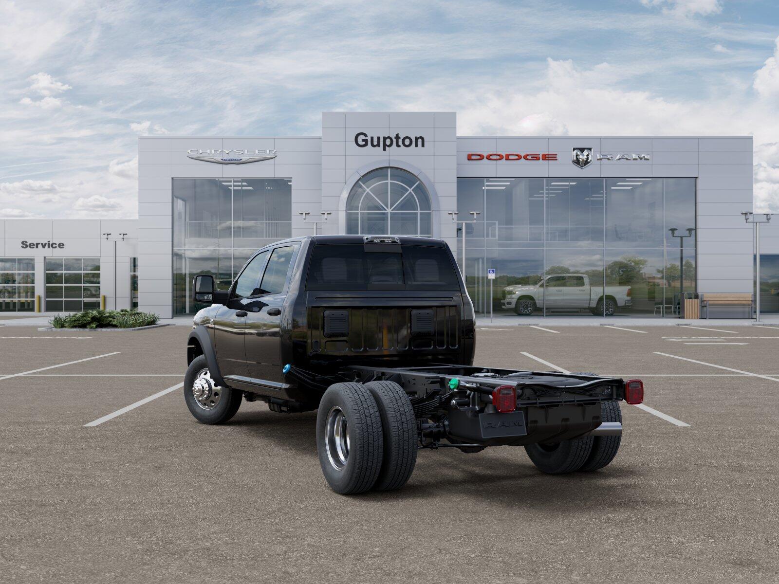 2026 RAM 3500 Chassis Tradesman - Photo 22