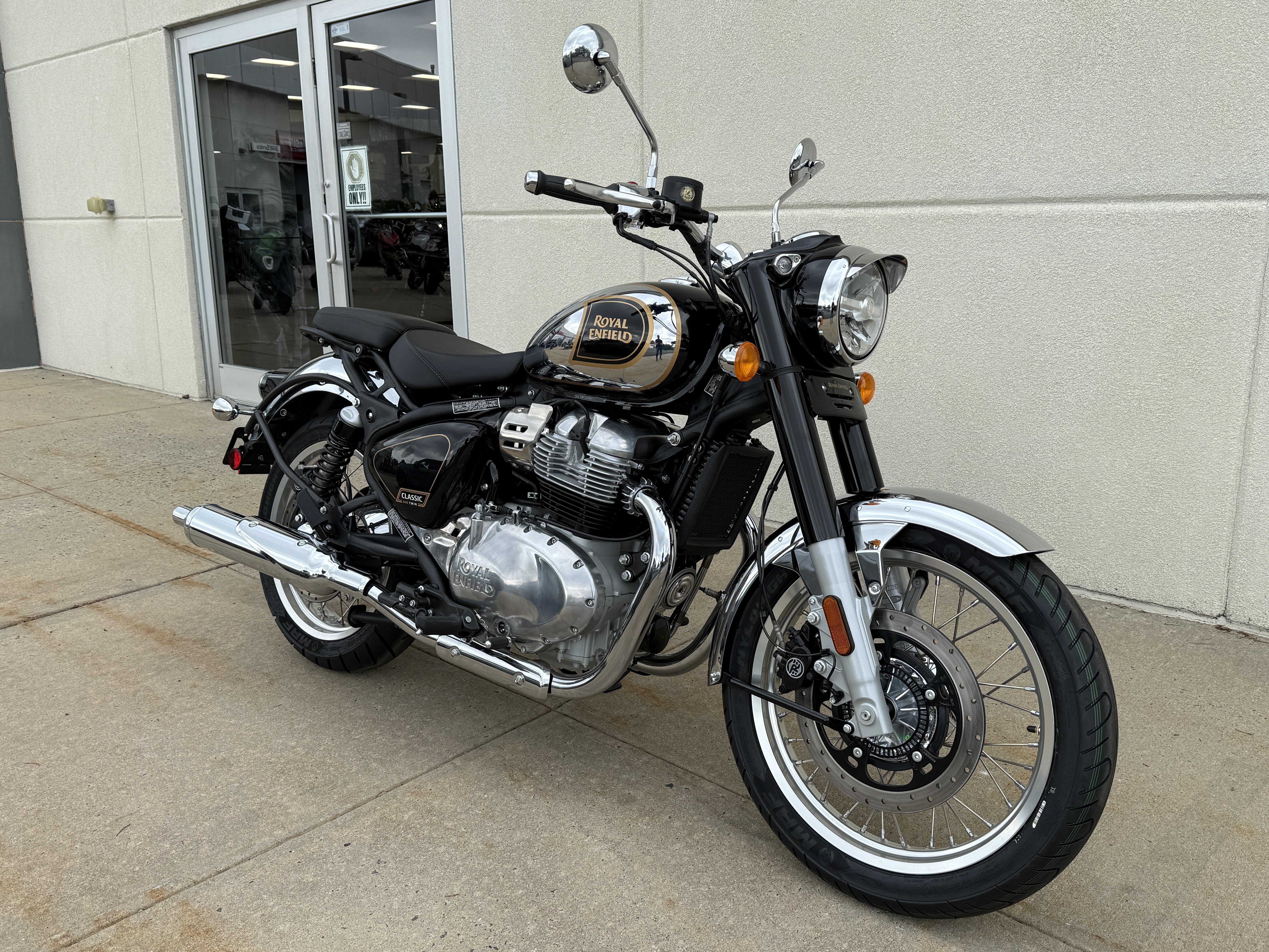 2026 Royal Enfield CLASSIC 650
