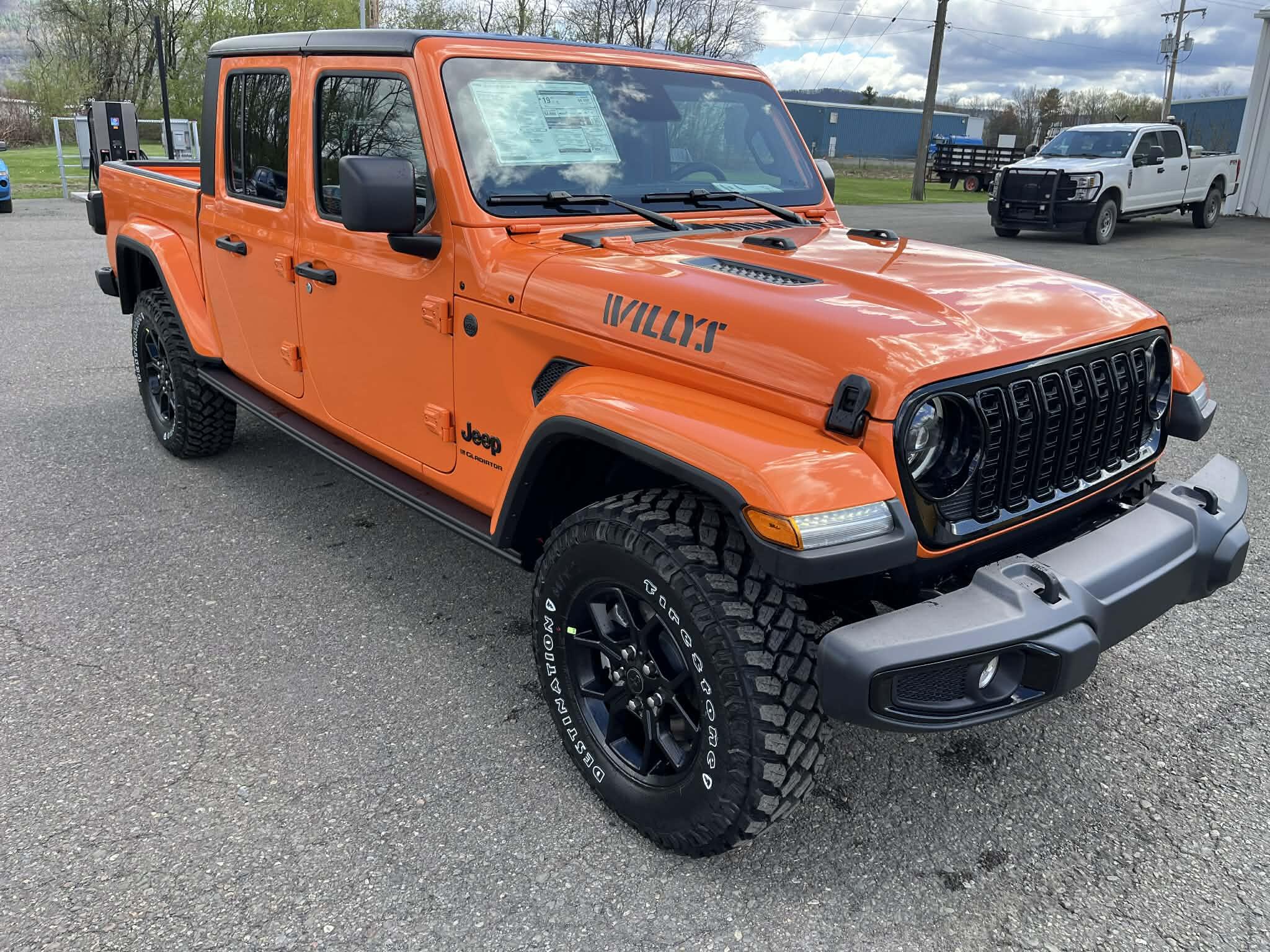 2026 Jeep Gladiator Willys Auto's photo