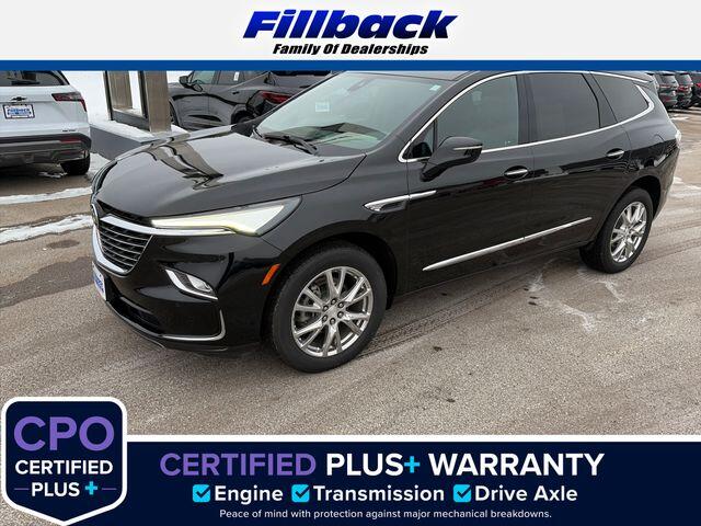 2022 Buick Enclave Essence's photo